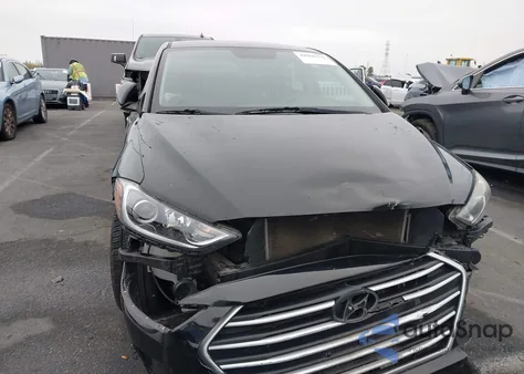 2018 Hyundai Elantra Sel z USA, uszkodzony, nr VIN 5NPD84LF3JH393613